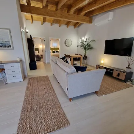 Casa Limao - Rustic Algarvian With Charm