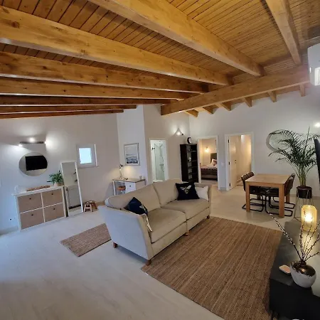 Casa Limao - Rustic Algarvian With Charm * Barreiros (Amares)